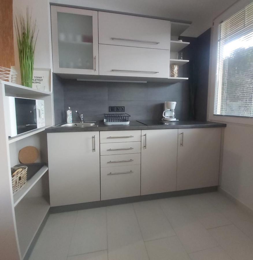 Apartament Apartmanhaz Horvath Balatonboglár Zewnętrze zdjęcie
