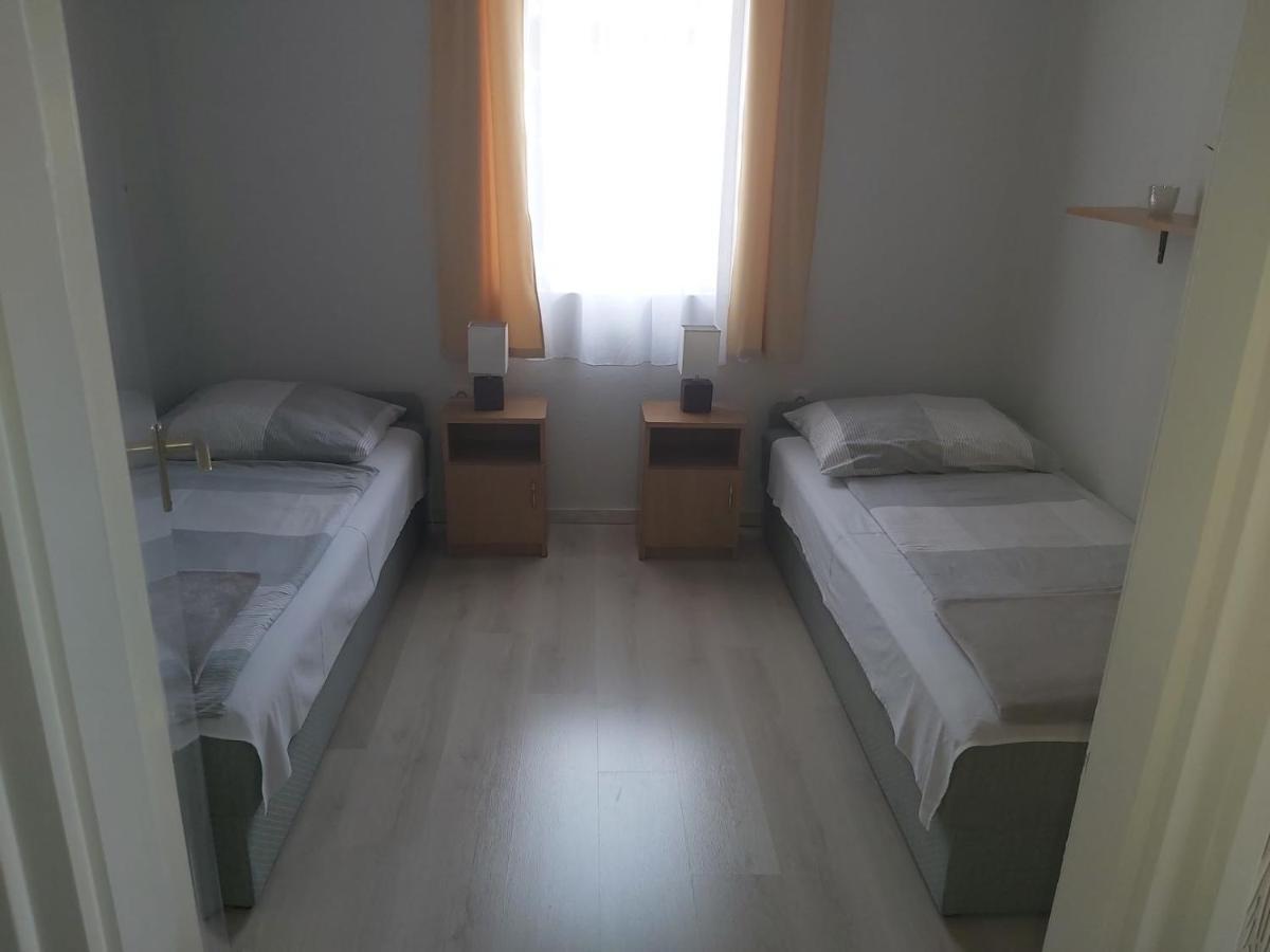 Apartament Apartmanhaz Horvath Balatonboglár Zewnętrze zdjęcie